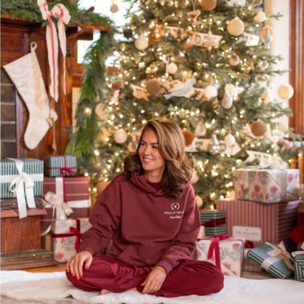 Jilly Box Roots Hoodie